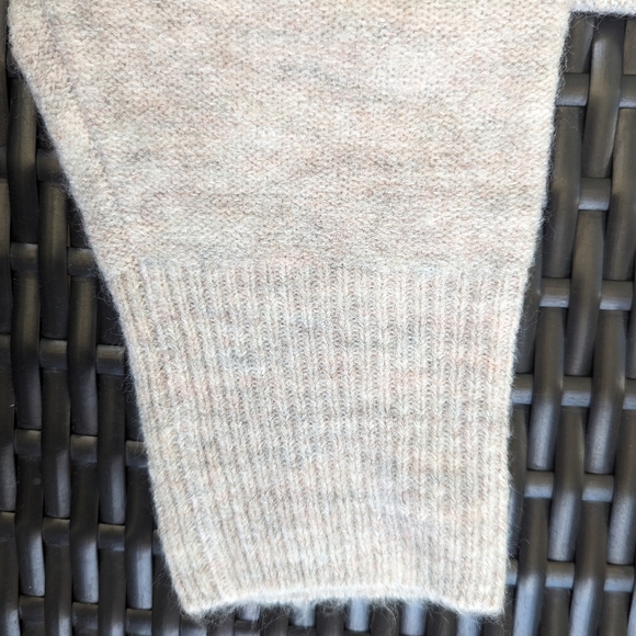 NWT Nordstrom Rack StitchDrop Shin Length Grey W/Subtle Pink Hues Sweater Dress - Picture 7 of 10